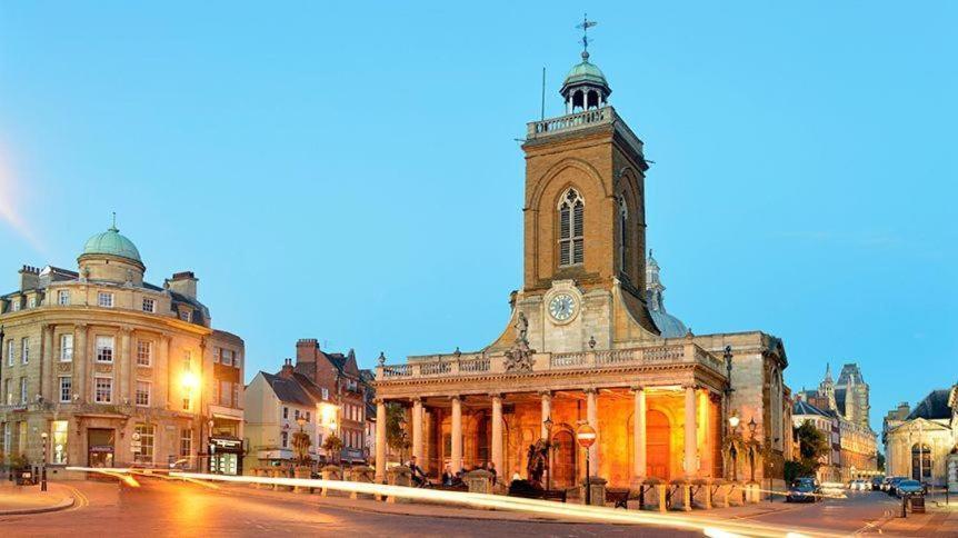 Northampton Central Oasis Kültér fotó